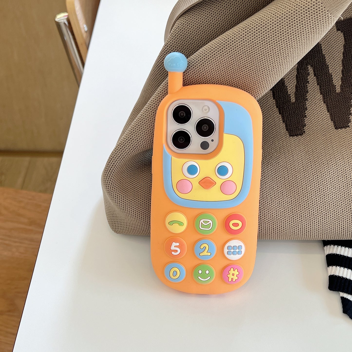 Duckie Cellphone