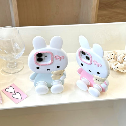 Sitting Miffy