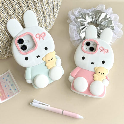 Sitting Miffy